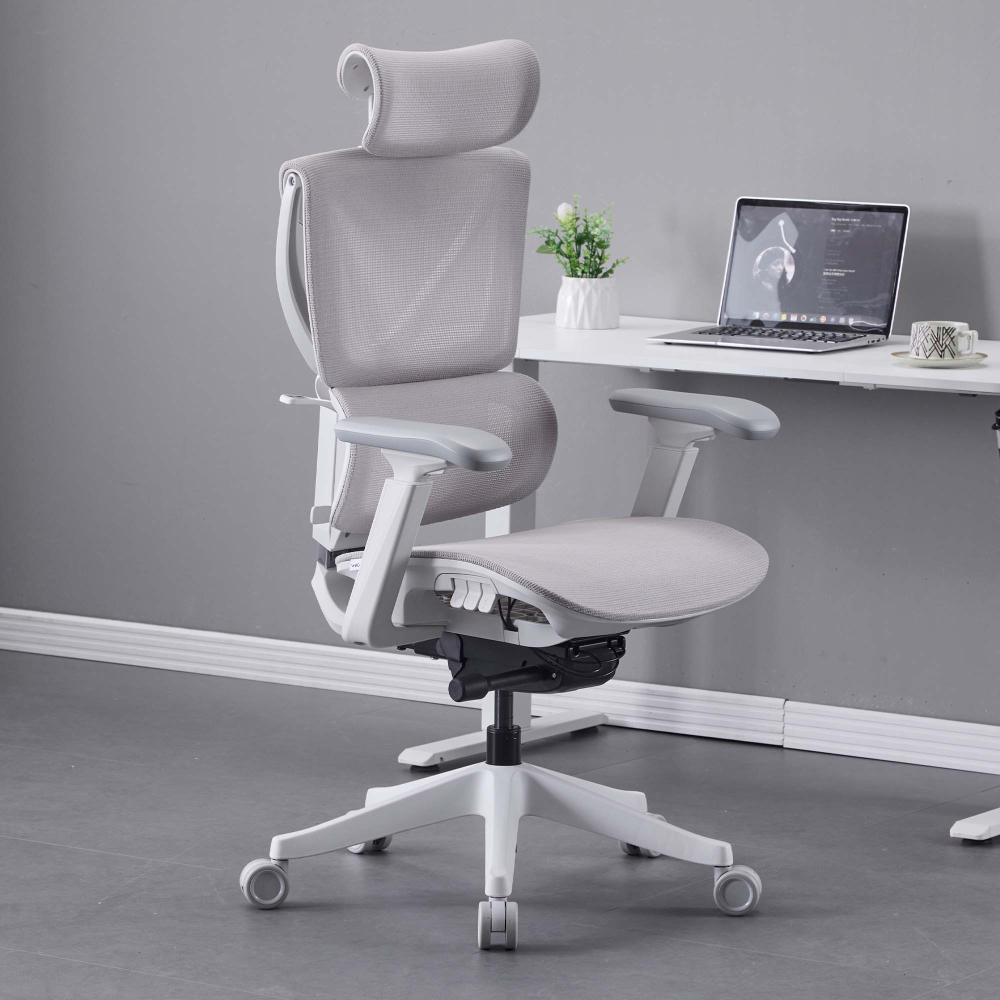 S7 Chaise de bureau ergonomique avec réglage à trois boutons