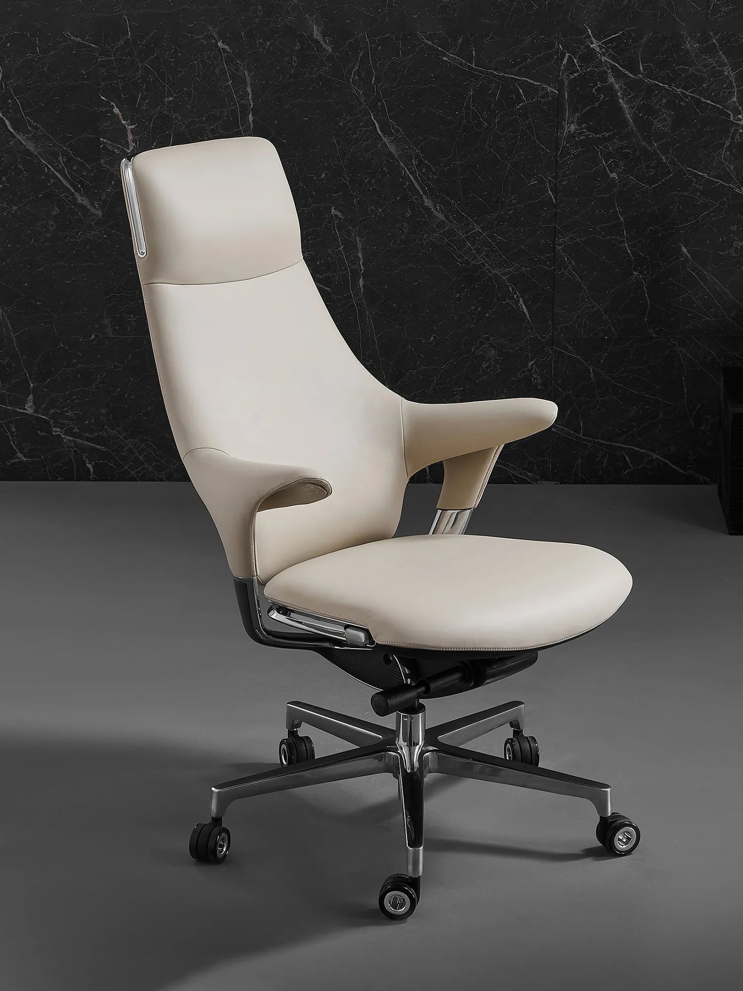 Nigel Chaise en Cuir Premium avec Assise Confortable