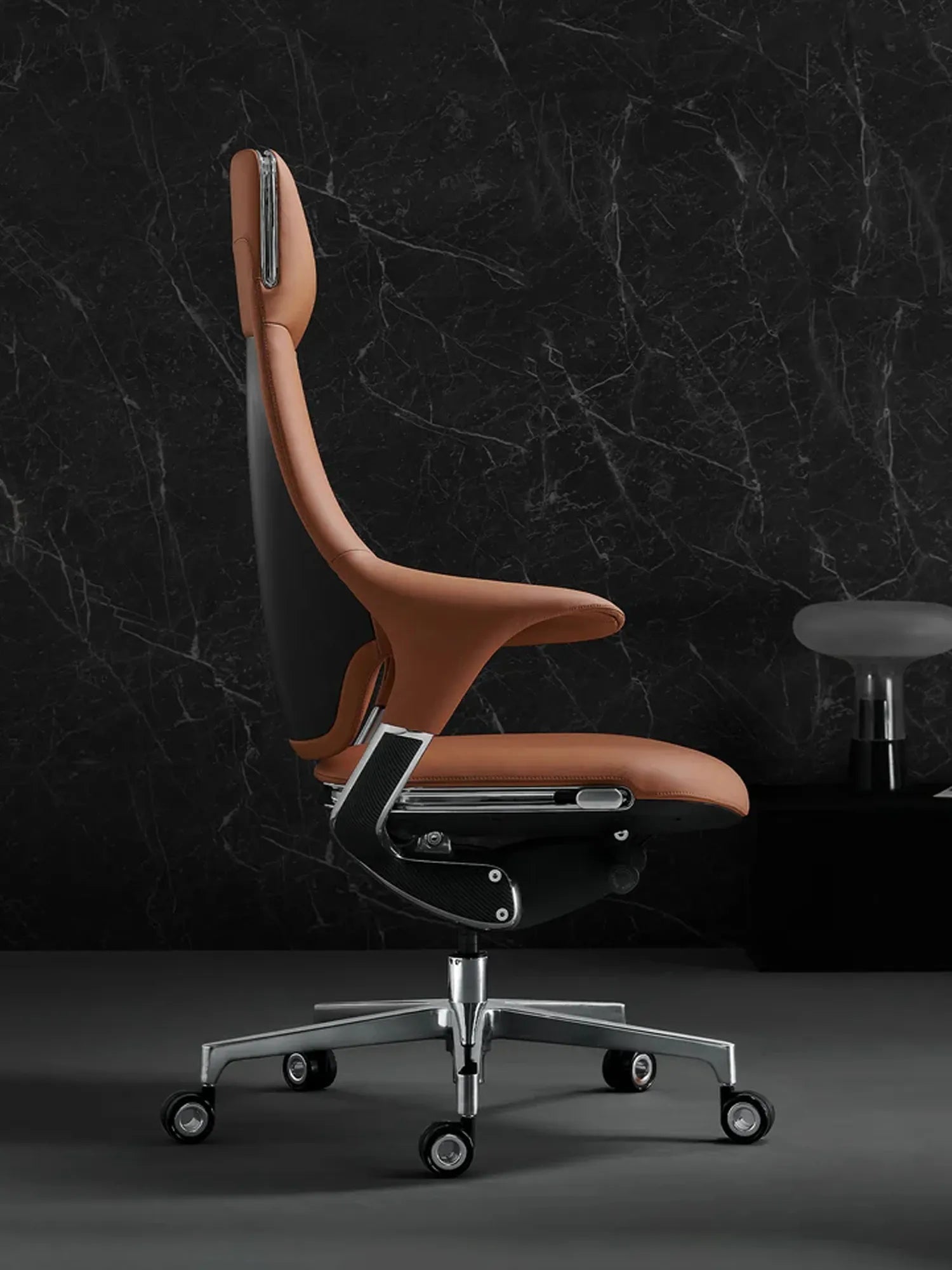 Nigel Chaise en Cuir Premium avec Assise Confortable